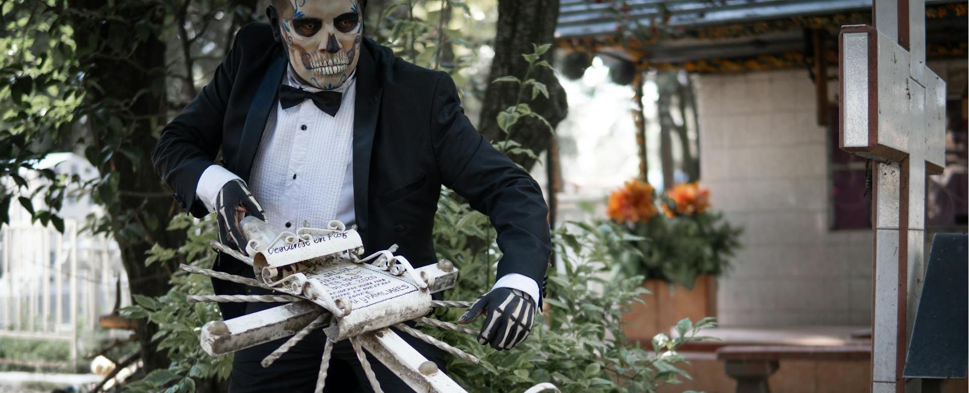 Party Cosplay Costume Shop -Party Cosplay Costume Shop pexels israyosoy 28911005